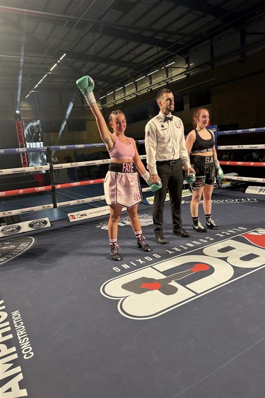 Faye Blount wins her professional boxing debut